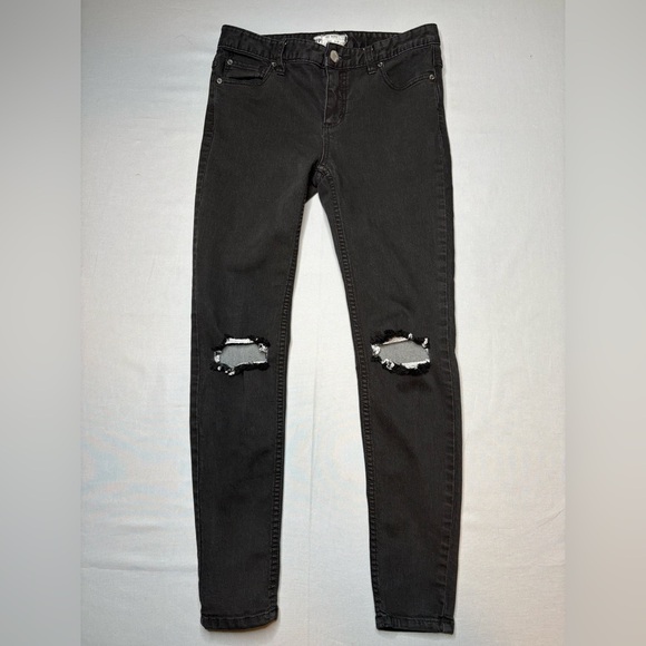 Free People Black Distressed Women's Jeans - Picture 1 of 7